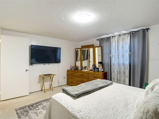 4612 FLORA AVENUE, Holiday, FL 34690