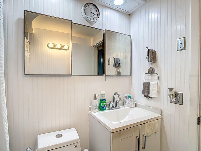 4612 FLORA AVENUE, Holiday, FL 34690