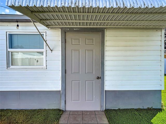 4612 FLORA AVENUE, Holiday, FL 34690