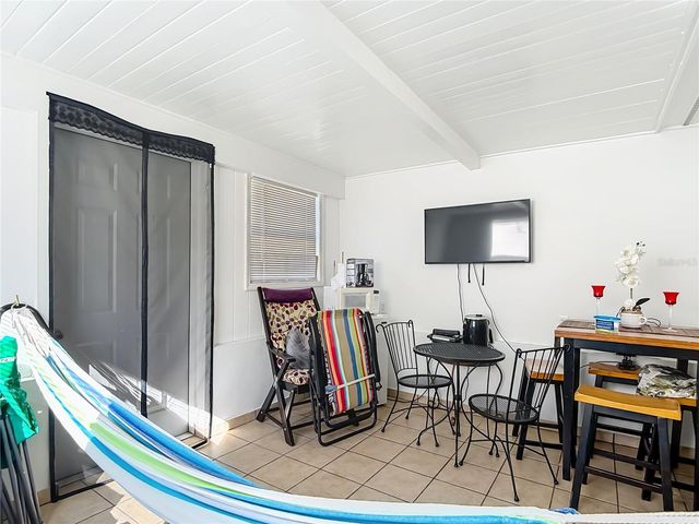 4612 FLORA AVENUE, Holiday, FL 34690