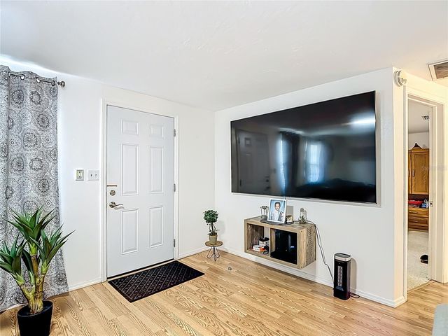 4612 FLORA AVENUE, Holiday, FL 34690