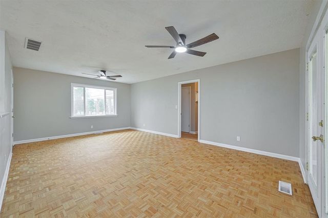 2501 Brentwood Drive, Norman, OK 73069