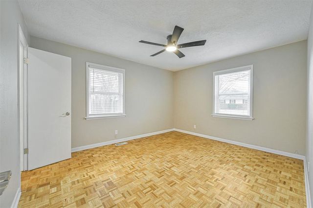 2501 Brentwood Drive, Norman, OK 73069