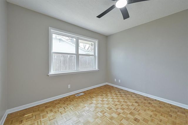 2501 Brentwood Drive, Norman, OK 73069