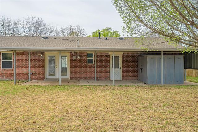 2501 Brentwood Drive, Norman, OK 73069