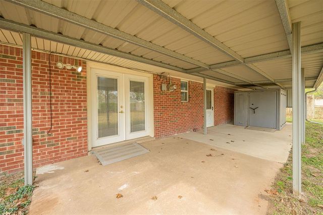 2501 Brentwood Drive, Norman, OK 73069