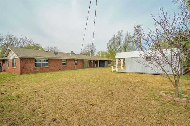 2501 Brentwood Drive, Norman, OK 73069