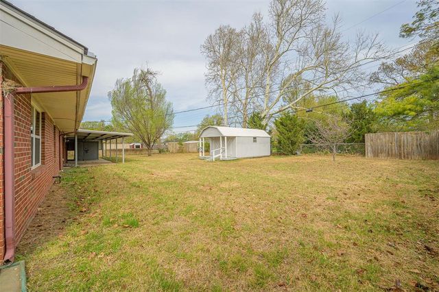 2501 Brentwood Drive, Norman, OK 73069