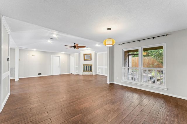 7731 Quail Meadow Drive, Houston, TX 77071