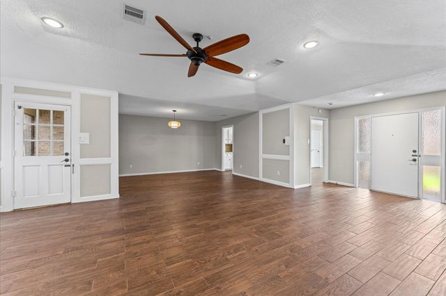 7731 Quail Meadow Drive, Houston, TX 77071