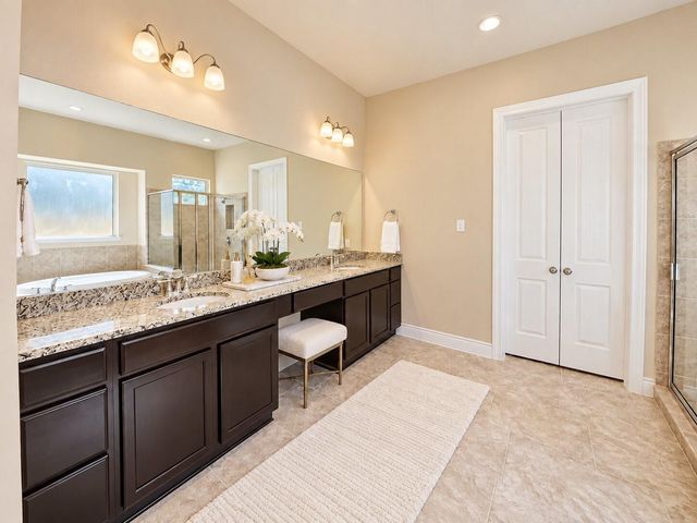 1218 Hidden Grove Lane, Rosenberg, TX 77471