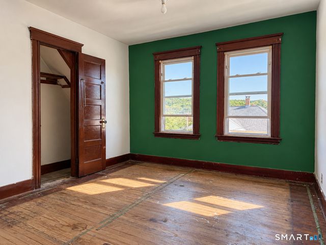 141 Division Street, Ansonia, CT 06401