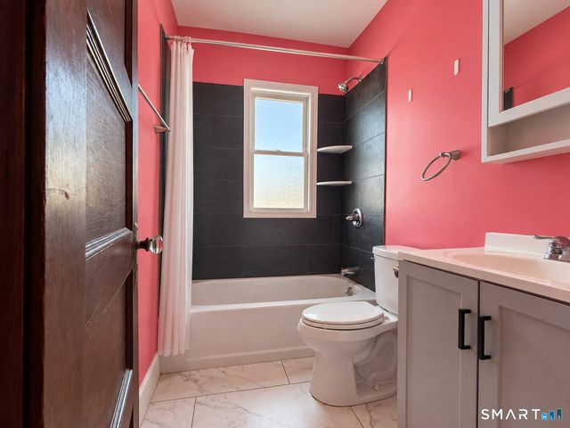 141 Division Street, Ansonia, CT 06401