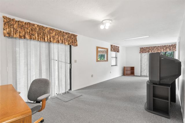 1214 W CROOKED LAKE PLACE, Eustis, FL 32726