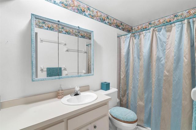 1214 W CROOKED LAKE PLACE, Eustis, FL 32726