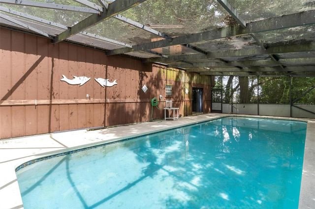 1214 W CROOKED LAKE PLACE, Eustis, FL 32726