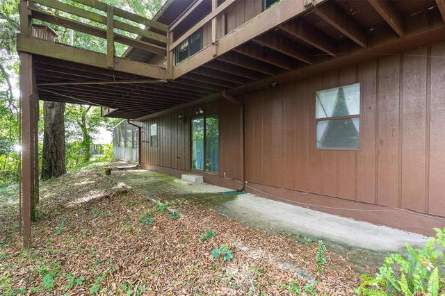 1214 W CROOKED LAKE PLACE, Eustis, FL 32726