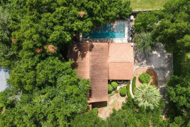 1214 W CROOKED LAKE PLACE, Eustis, FL 32726
