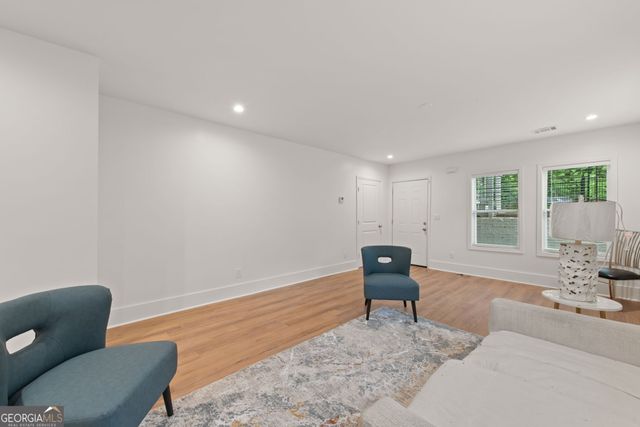 636 FRANCIS Place NW B, Atlanta, GA 30318