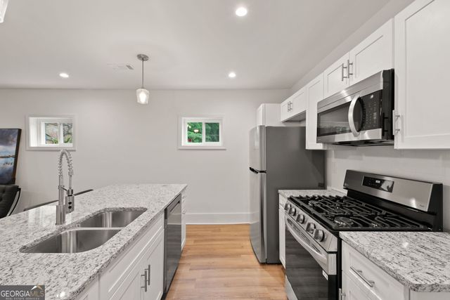 636 FRANCIS Place NW B, Atlanta, GA 30318