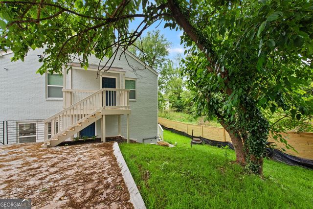 636 FRANCIS Place NW B, Atlanta, GA 30318