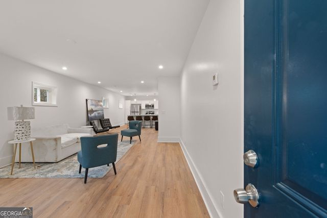 636 FRANCIS Place NW B, Atlanta, GA 30318