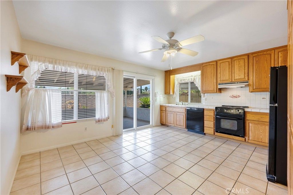 Image 22 of property listing at 1843 Donalor, Escondido, CA 92027