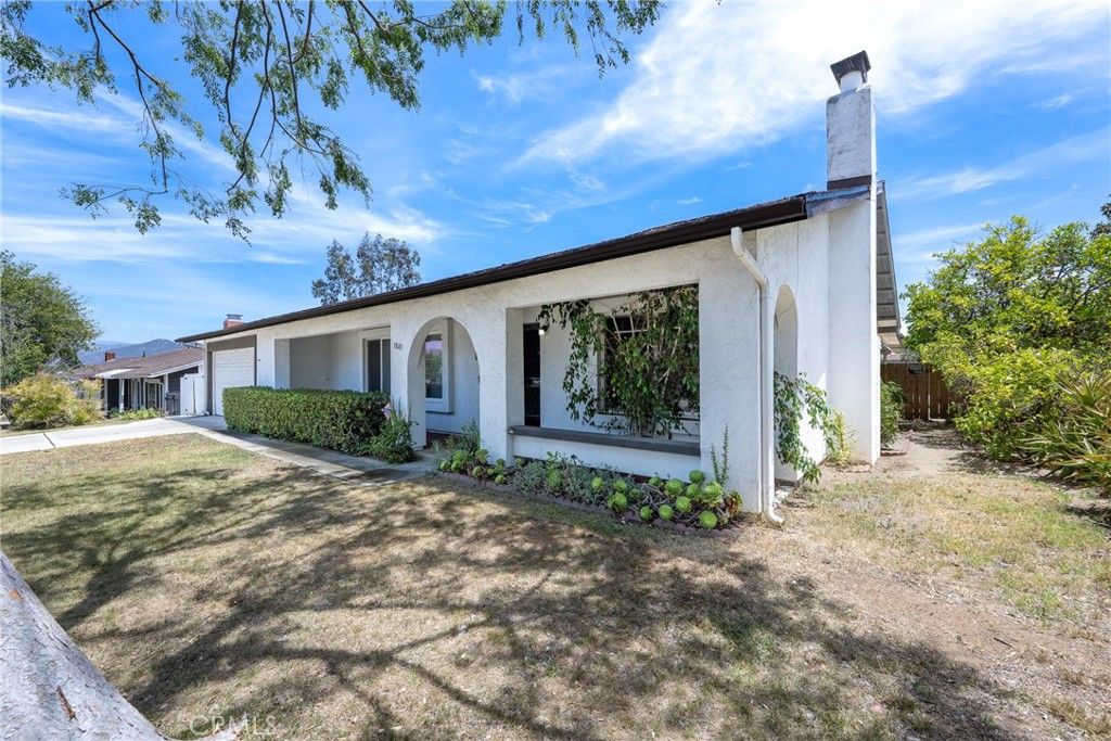 Image 3 of property listing at 1843 Donalor, Escondido, CA 92027