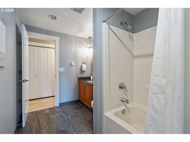 23591 Sw 82ND Ave, Tualatin, OR 97062