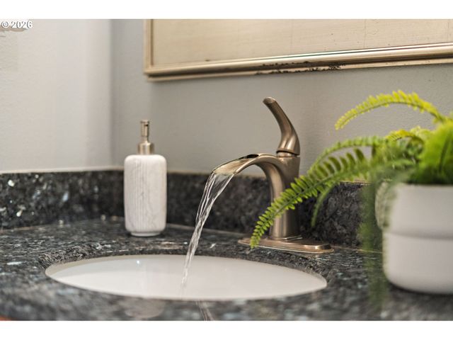 23591 Sw 82ND Ave, Tualatin, OR 97062