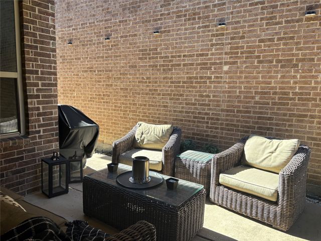 119 Palacio Street, Irving, TX 75039