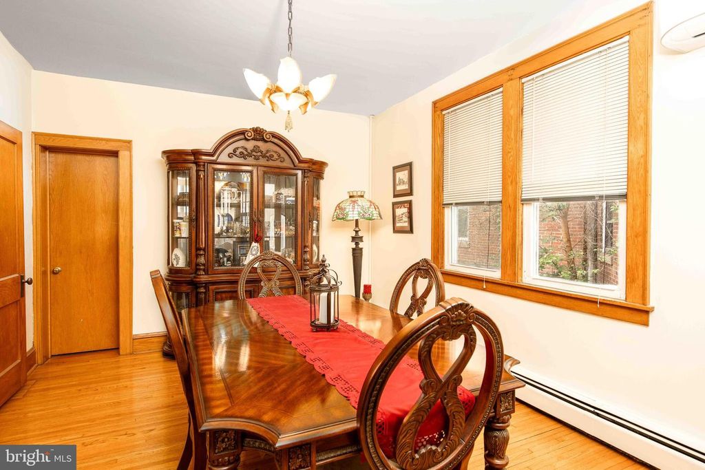 Image 10 of property listing at 314 PULASKI ST, Cumberland, MD 21502