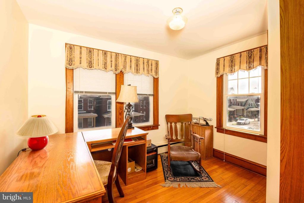 Image 16 of property listing at 314 PULASKI ST, Cumberland, MD 21502