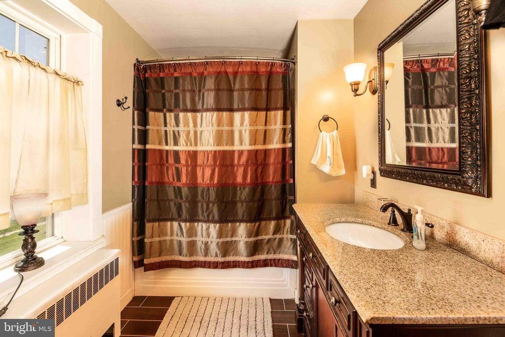 Image 17 of property listing at 314 PULASKI ST, Cumberland, MD 21502