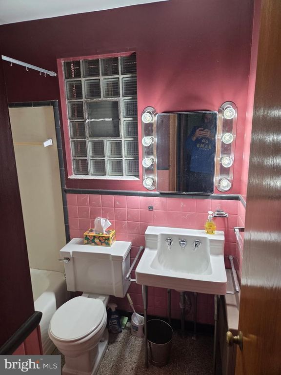 Image 20 of property listing at 314 PULASKI ST, Cumberland, MD 21502
