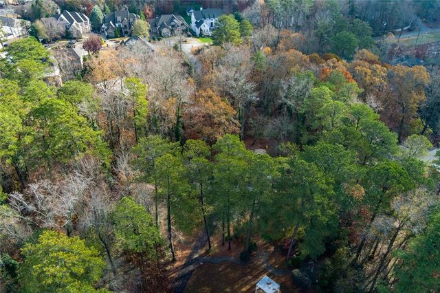 110 Robin SE Road, Marietta, GA 30067