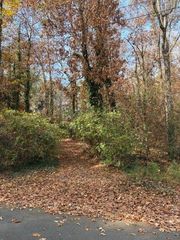 110 Robin SE Road, Marietta, GA 30067