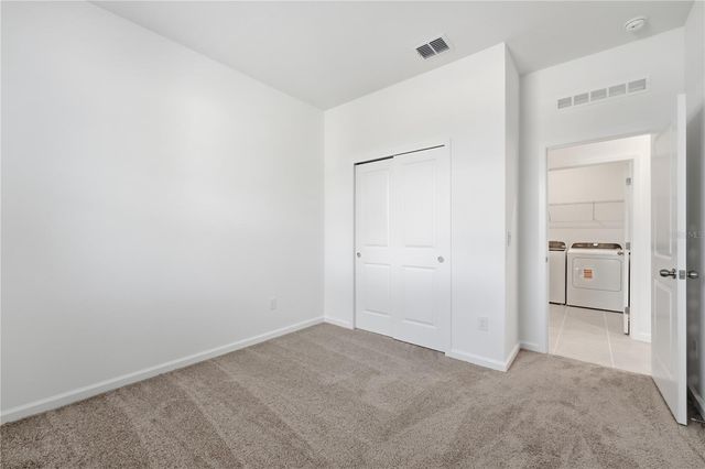 500 GREEN TRACKER AVENUE, Groveland, FL 34736