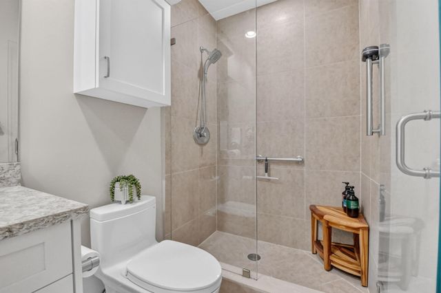 550 Okeechobee Boulevard Lph-23, West Palm Beach, FL 33401