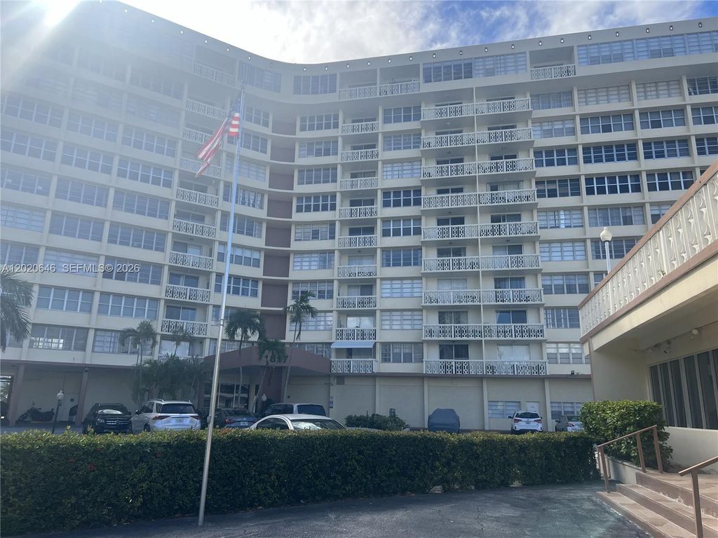 1817 S Ocean Dr 718, Hallandale Beach, FL 33009