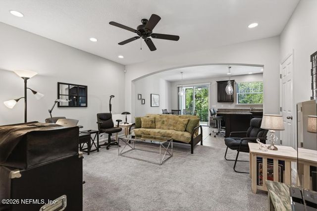 381 RICHMOND Drive, St. Johns, FL 32259