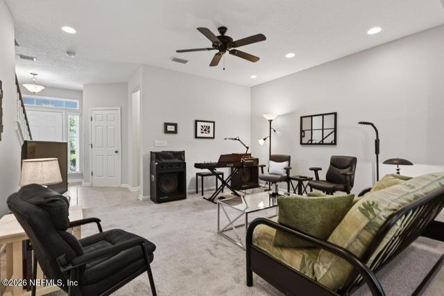 381 RICHMOND Drive, St. Johns, FL 32259