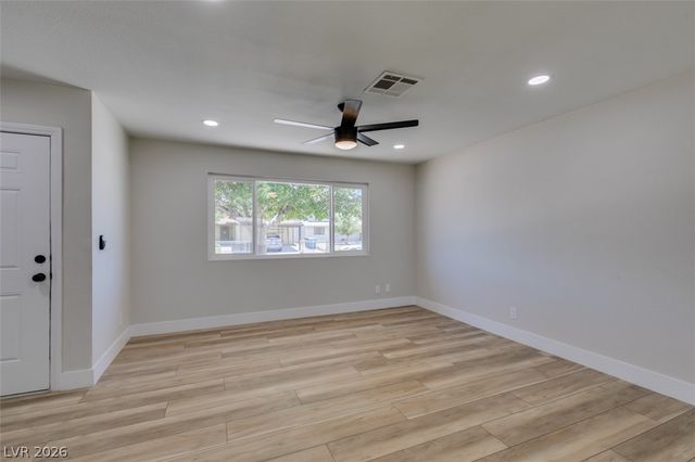 2833 Pisces Court, Las Vegas, NV 89115