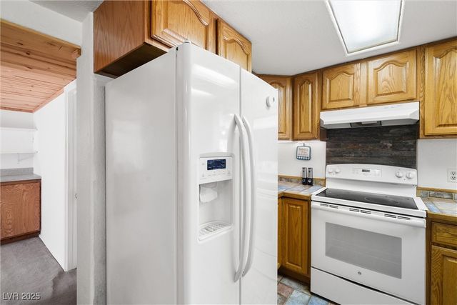 3683 East Lander Street, Amargosa Valley, NV 89020