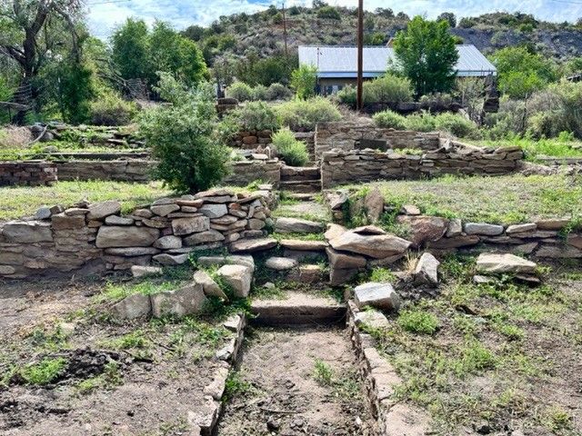 2872 Nm 14, Madrid, NM 87010