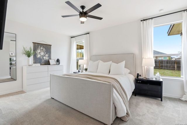 327 W Low Cascade Dr, Boerne, TX 78006