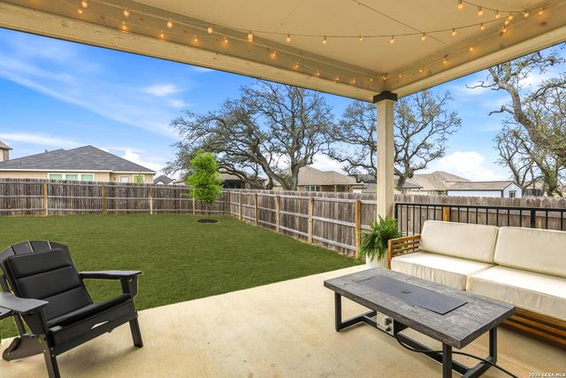 327 W Low Cascade Dr, Boerne, TX 78006