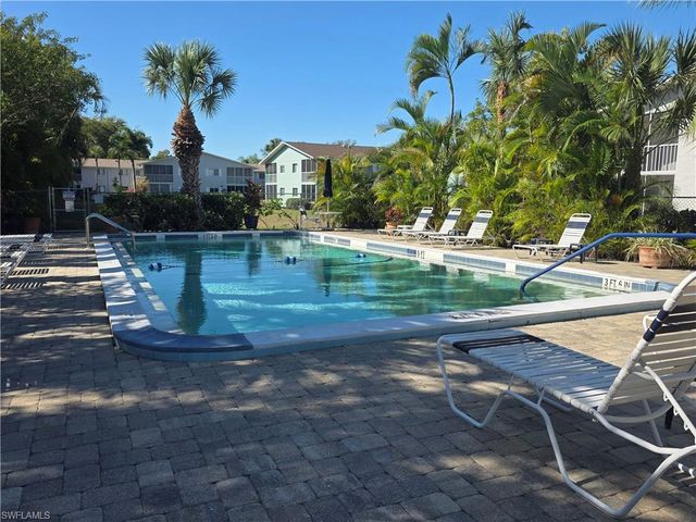 8162 Country RD 102, Fort Myers, FL 33919