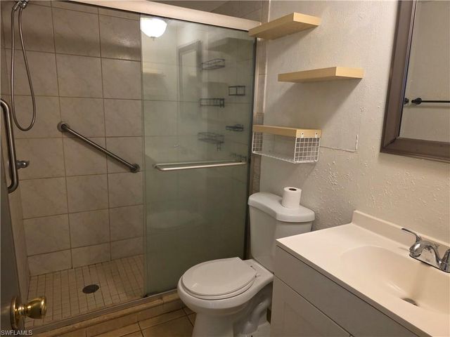 8162 Country RD 102, Fort Myers, FL 33919