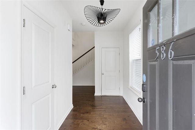 586 Morrow Lane SW, Atlanta, GA 30331